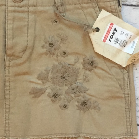 SOLD-NWT Roxy Mini Skirt! - Picture 3 of 5